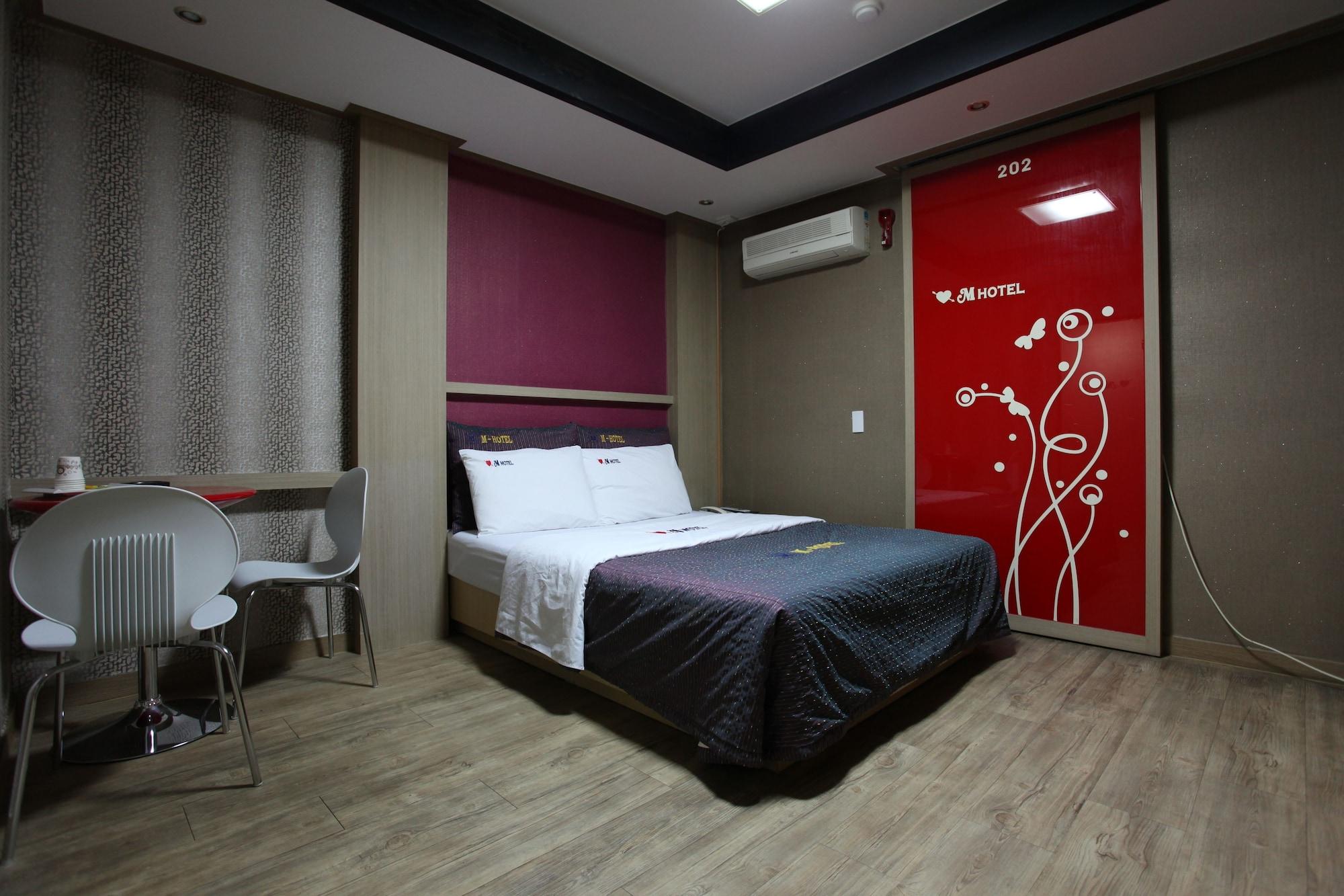 M Motel Songtan Пхёнтхэк Экстерьер фото