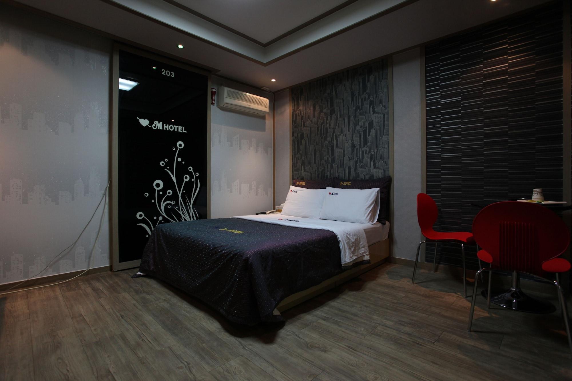 M Motel Songtan Пхёнтхэк Экстерьер фото